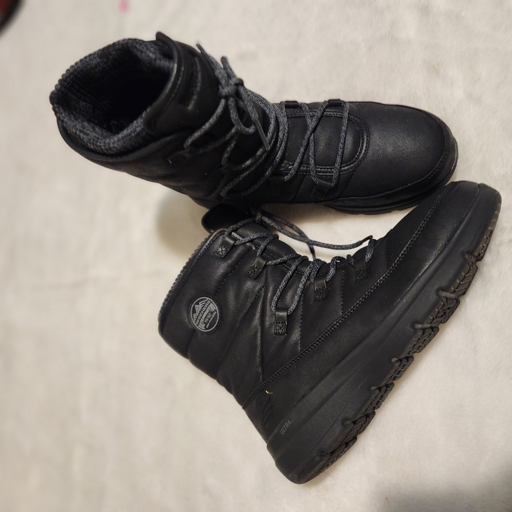 Skechers Black Urban Ankle Boots with Durable Soles